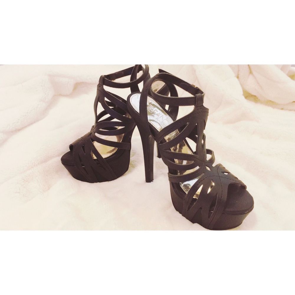 NWOT Stefano Di Roma | Pumps